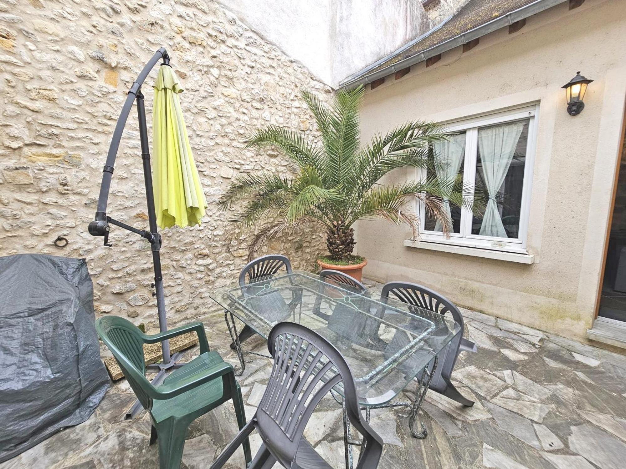 Triplex Sisley - Maison Atypique Avec Cour Exterieure Moret-sur-Loing Exterior photo